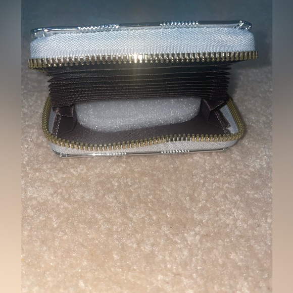 Shiny checkered accordion silver card holder - Picture 8 of 9